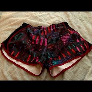 Large danskin athletic shorts